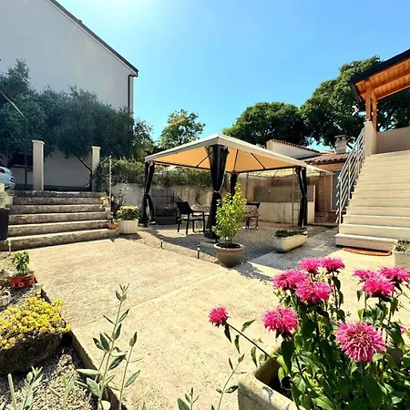 Vito 1287 Appartement